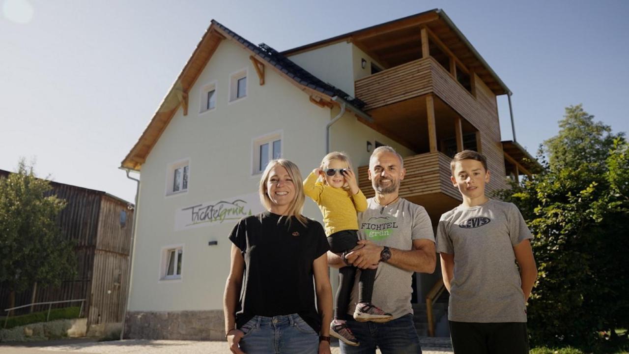Ferienwohnungen Fichtelgruen วุนซีเดล ภายนอก รูปภาพ